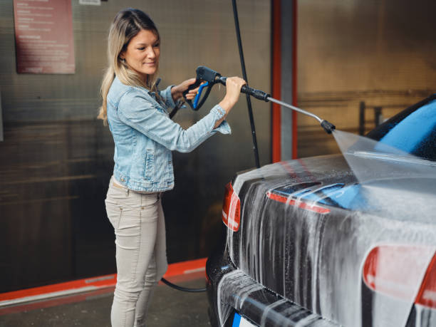 Best Commercial Building Pressure Washing  in Arlington Heights, WA